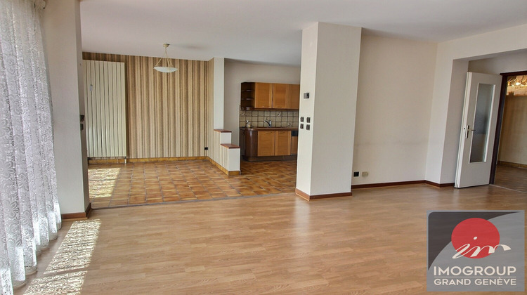 Ma-Cabane - Vente Appartement DIVONNE-LES-BAINS, 120 m²