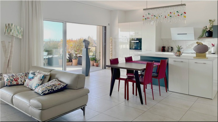 Ma-Cabane - Vente Appartement DIVONNE LES BAINS, 109 m²