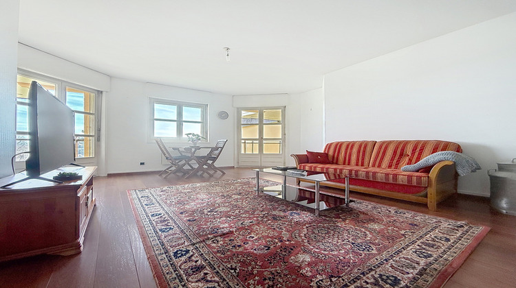 Ma-Cabane - Vente Appartement DIVONNE LES BAINS, 74 m²