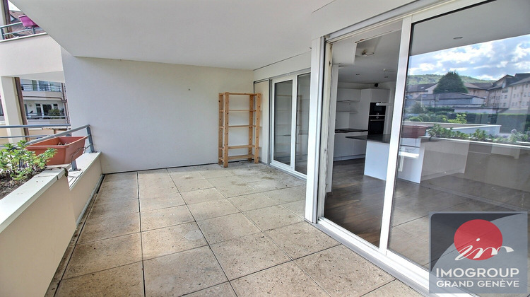 Ma-Cabane - Vente Appartement DIVONNE-LES-BAINS, 74 m²
