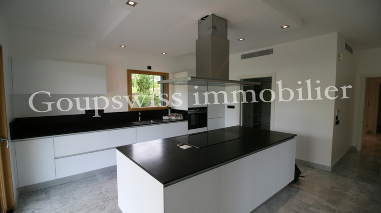 Ma-Cabane - Vente Appartement DIVONNE-LES-BAINS, 291 m²