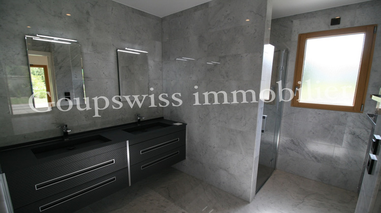 Ma-Cabane - Vente Appartement DIVONNE-LES-BAINS, 268 m²