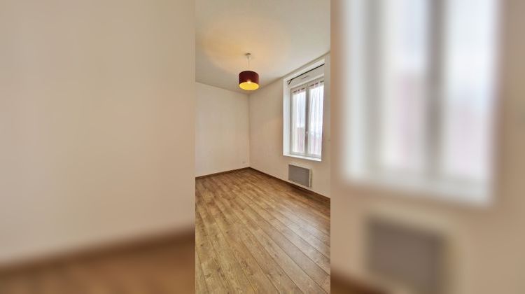 Ma-Cabane - Vente Appartement DOLOMIEU, 64 m²