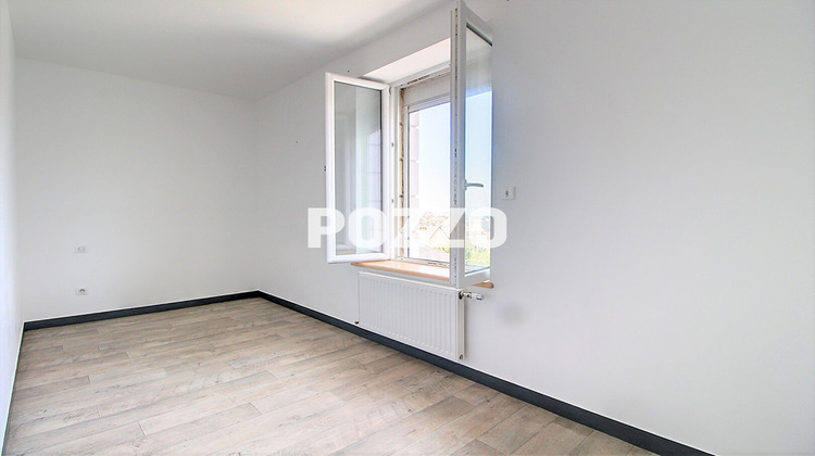 Ma-Cabane - Vente Appartement DONVILLE-LES-BAINS, 70 m²