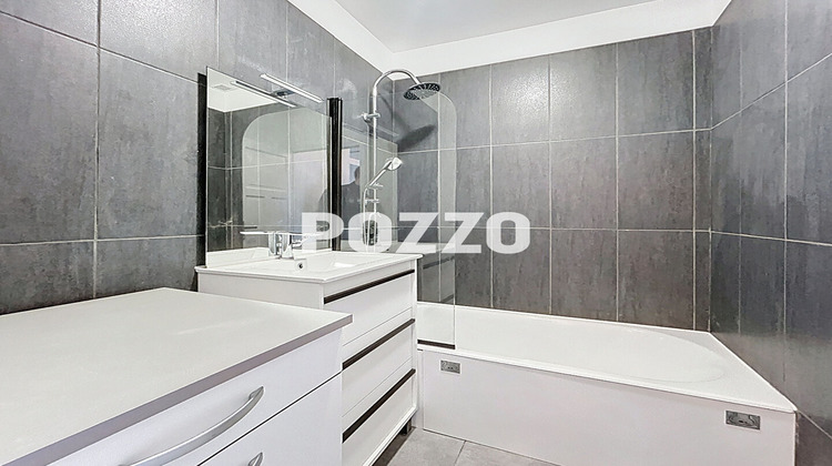 Ma-Cabane - Vente Appartement DONVILLE-LES-BAINS, 44 m²