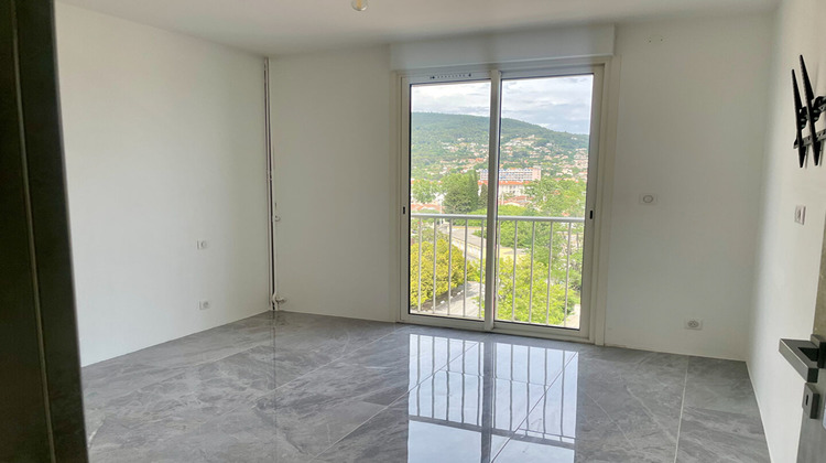 Ma-Cabane - Vente Appartement DRAGUIGNAN, 74 m²