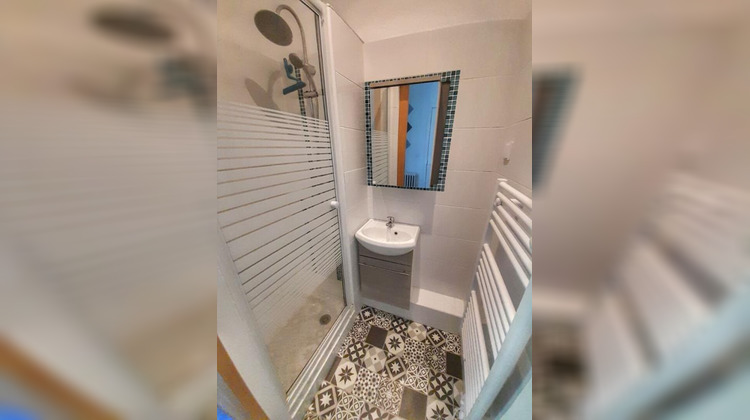 Ma-Cabane - Vente Appartement EAUX BONNES, 57 m²