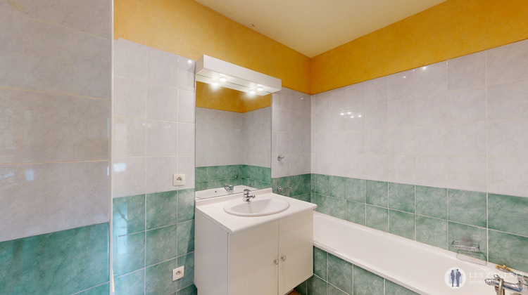 Ma-Cabane - Vente Appartement ECHIROLLES, 43 m²