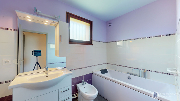 Ma-Cabane - Vente Appartement ECHIROLLES, 108 m²