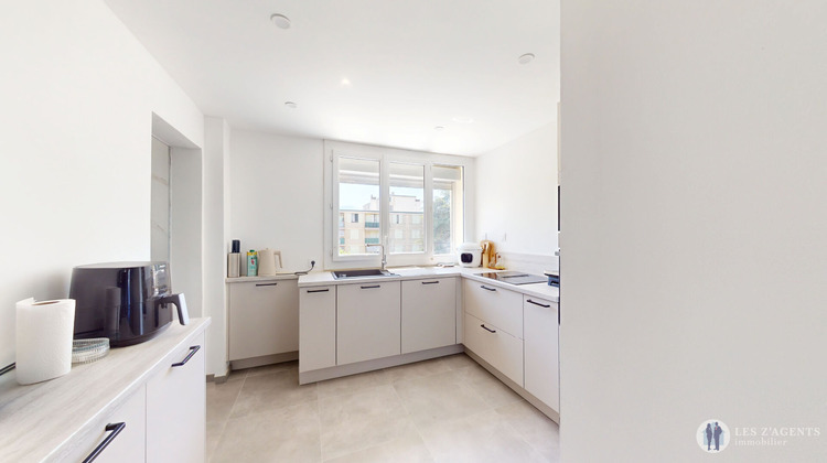Ma-Cabane - Vente Appartement ECHIROLLES, 80 m²