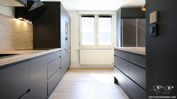 Ma-Cabane - Vente Appartement ECOLE-VALENTIN, 137 m²