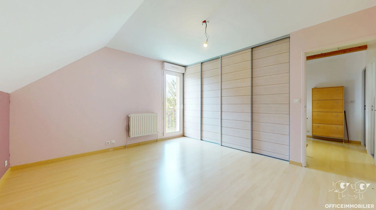 Ma-Cabane - Vente Appartement ECOLE-VALENTIN, 137 m²