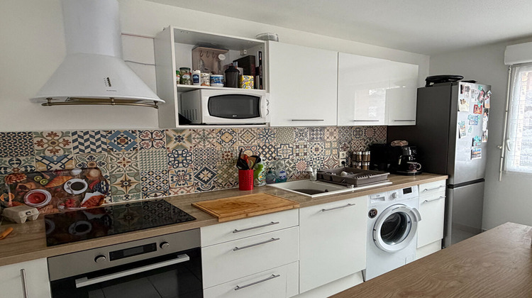 Ma-Cabane - Vente Appartement ELBEUF, 61 m²