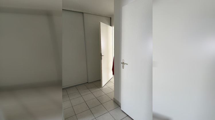 Ma-Cabane - Vente Appartement ELBEUF, 61 m²