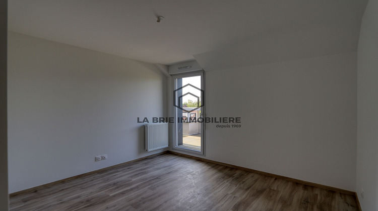 Ma-Cabane - Vente Appartement EMERAINVILLE, 66 m²