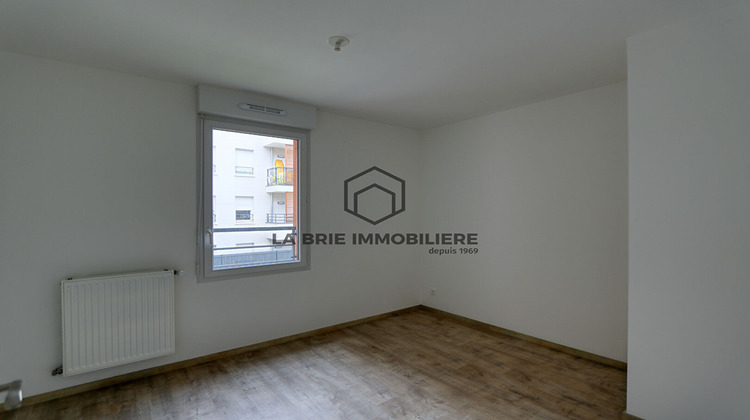 Ma-Cabane - Vente Appartement EMERAINVILLE, 69 m²