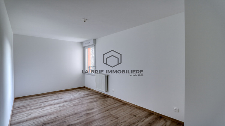 Ma-Cabane - Vente Appartement EMERAINVILLE, 86 m²