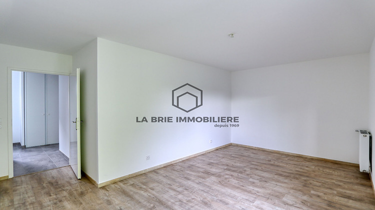 Ma-Cabane - Vente Appartement EMERAINVILLE, 66 m²