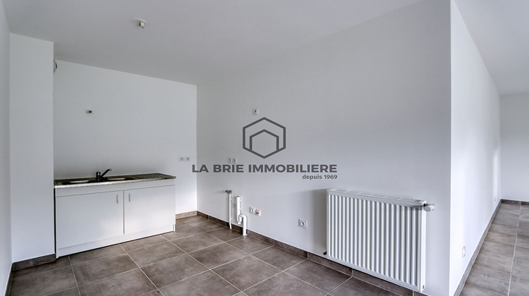 Ma-Cabane - Vente Appartement EMERAINVILLE, 70 m²