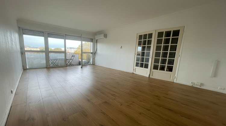 Ma-Cabane - Vente Appartement ENGHIEN-LES-BAINS, 77 m²