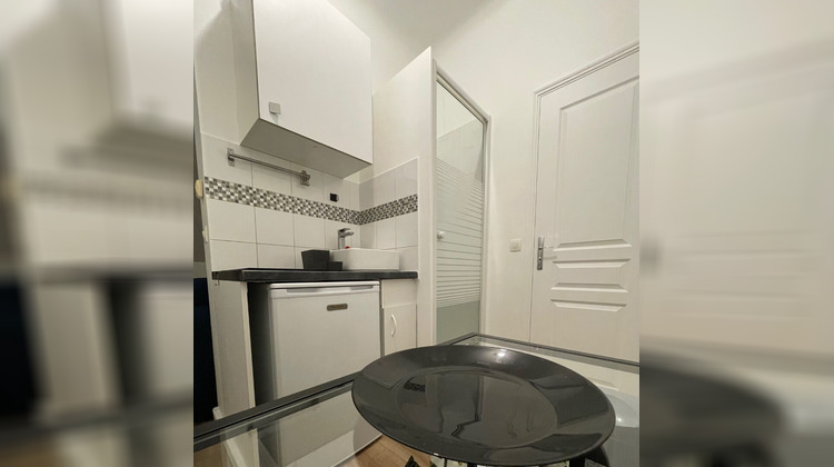 Ma-Cabane - Vente Appartement ENGHIEN-LES-BAINS, 11 m²