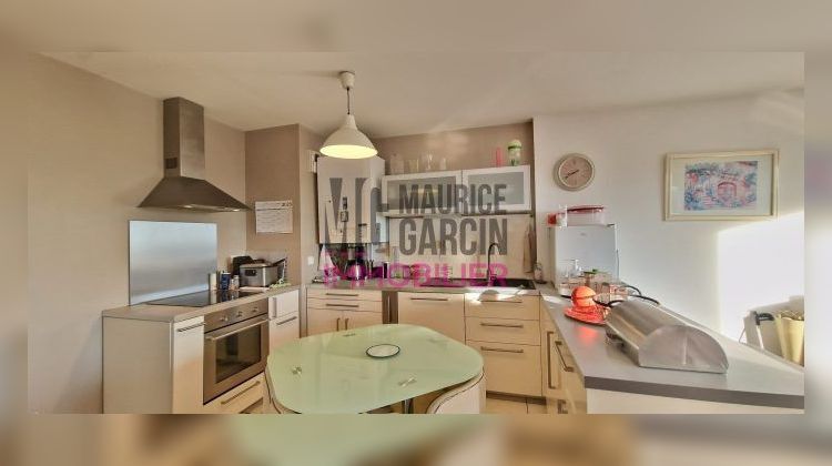 Ma-Cabane - Vente Appartement Entraigues-sur-la-Sorgue, 80 m²