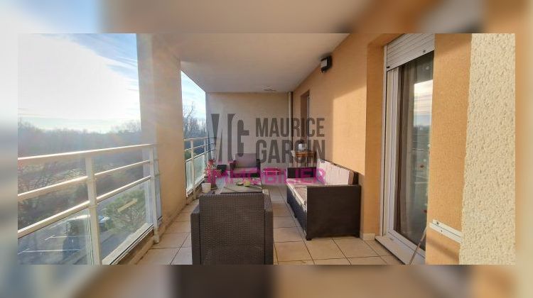 Ma-Cabane - Vente Appartement Entraigues-sur-la-Sorgue, 80 m²