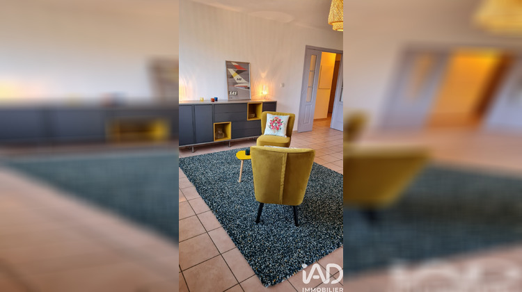 Ma-Cabane - Vente Appartement Entraigues-sur-la-Sorgue, 52 m²