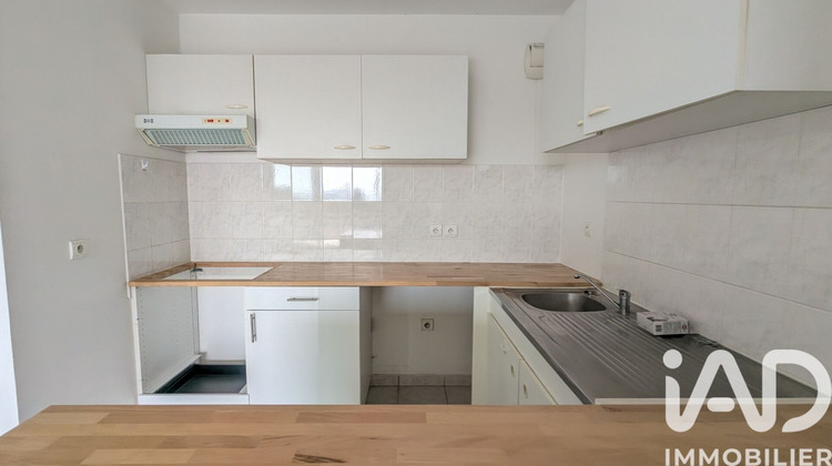 Ma-Cabane - Vente Appartement Entraigues-sur-la-Sorgue, 75 m²