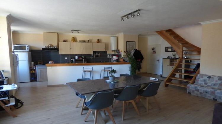 Ma-Cabane - Vente Appartement ENTRAYGUES SUR TRUYERE, 119 m²