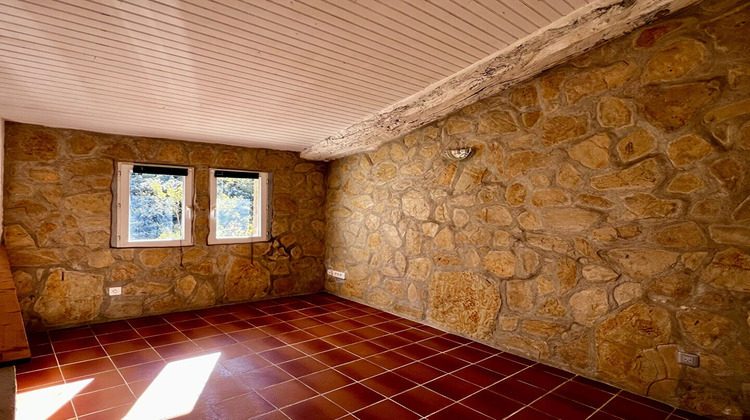 Ma-Cabane - Vente Appartement ENTRECASTEAUX, 65 m²