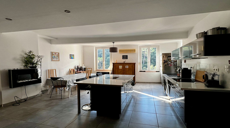 Ma-Cabane - Vente Appartement ENTRECASTEAUX, 133 m²