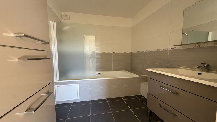 Ma-Cabane - Vente Appartement EPERNAY, 45 m²