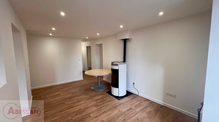 Ma-Cabane - Vente Appartement ESPINASSES, 65 m²