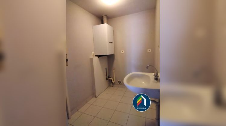 Ma-Cabane - Vente Appartement Essarts-en-Bocage, 77 m²