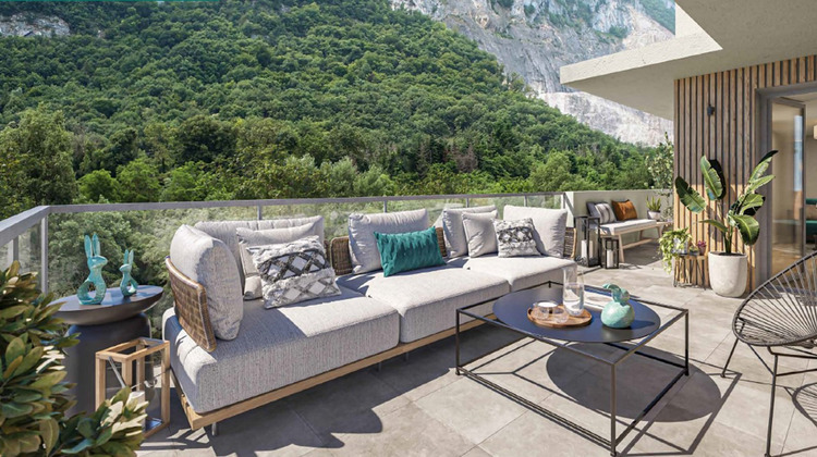 Ma-Cabane - Vente Appartement ETREMBIERES, 84 m²