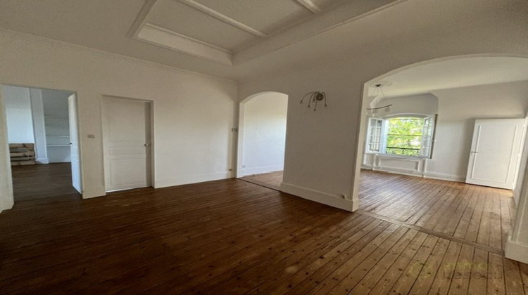 Ma-Cabane - Vente Appartement ETREPAGNY, 132 m²