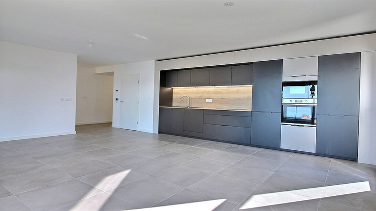 Ma-Cabane - Vente Appartement EVIAN-LES-BAINS, 107 m²