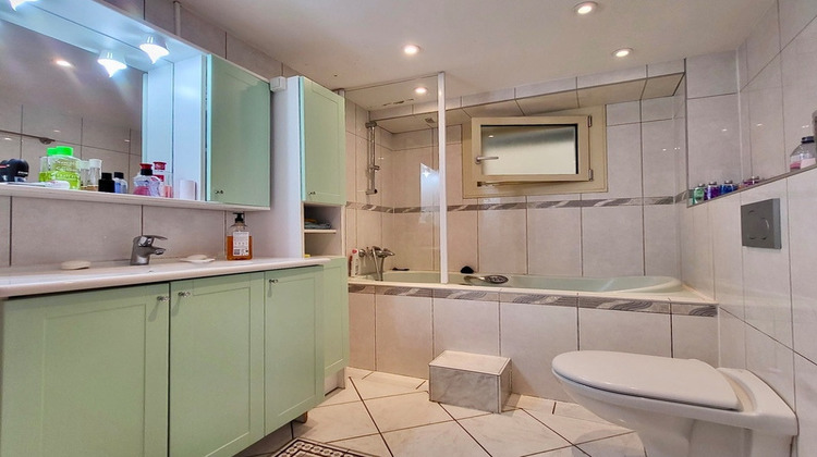 Ma-Cabane - Vente Appartement EVIAN LES BAINS, 98 m²