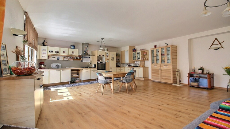 Ma-Cabane - Vente Appartement EVIAN-LES-BAINS, 148 m²