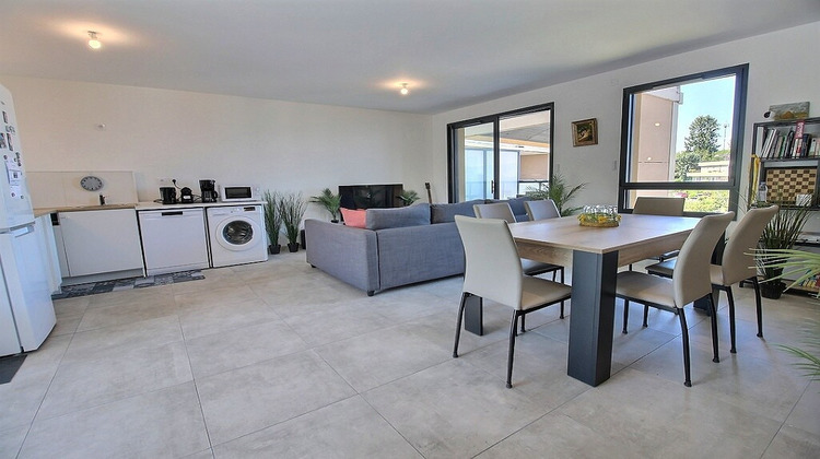 Ma-Cabane - Vente Appartement EVIAN-LES-BAINS, 87 m²