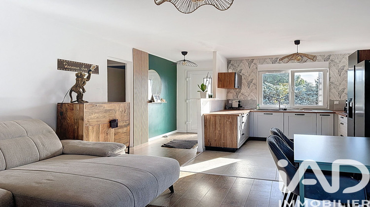 Ma-Cabane - Vente Appartement Eyguières, 80 m²