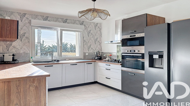 Ma-Cabane - Vente Appartement Eyguières, 80 m²