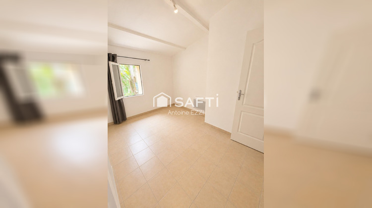 Ma-Cabane - Vente Appartement Eyguieres, 44 m²
