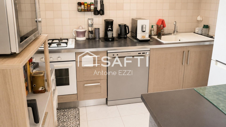 Ma-Cabane - Vente Appartement Eyguieres, 52 m²