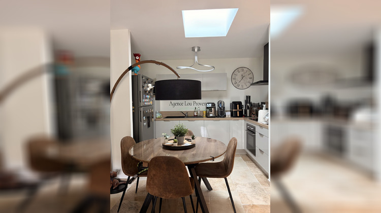 Ma-Cabane - Vente Appartement Eyguières, 63 m²