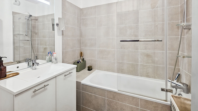 Ma-Cabane - Vente Appartement EYSINES, 70 m²