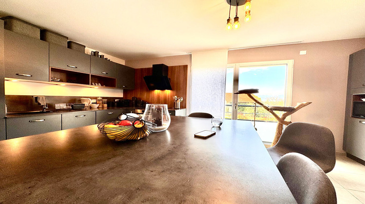 Ma-Cabane - Vente Appartement FEIGERES, 118 m²