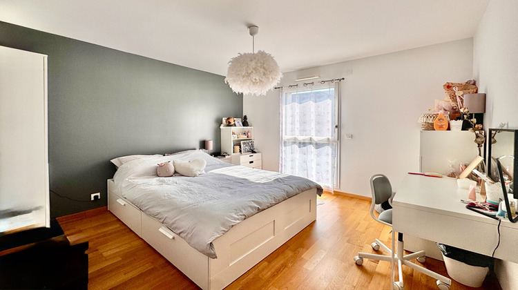 Ma-Cabane - Vente Appartement FEIGERES, 118 m²