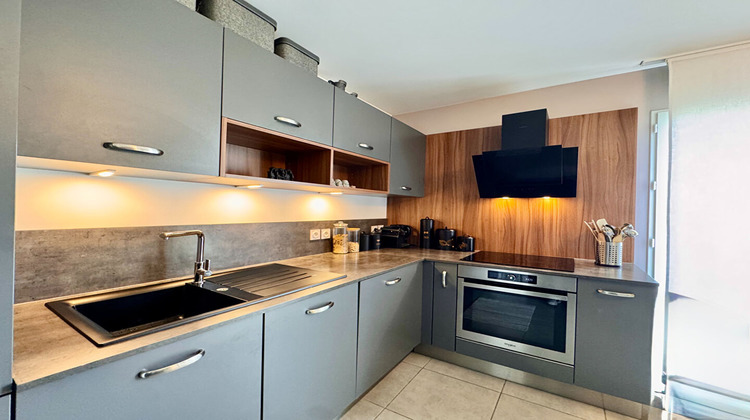 Ma-Cabane - Vente Appartement FEIGERES, 118 m²
